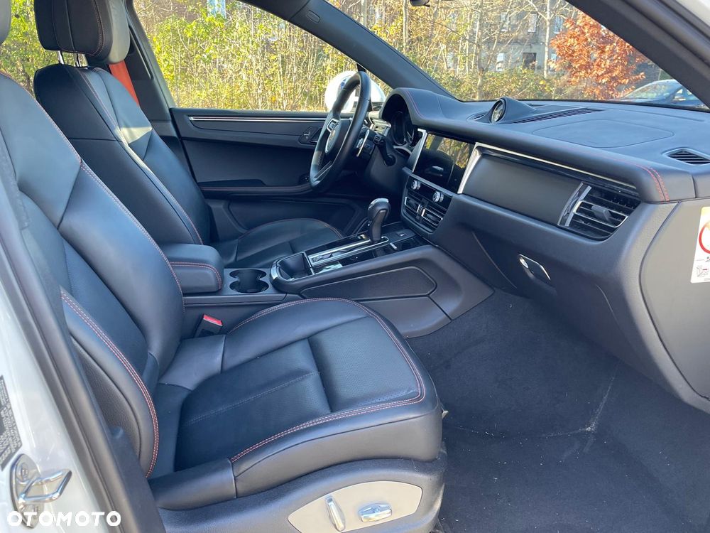 Porsche Macan Standard - 5