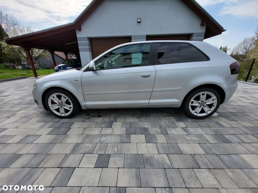 Audi A3 3-drzwiowe 2.0 TDI DPF Ambiente - 8