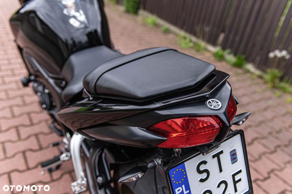 Yamaha FZ - 26