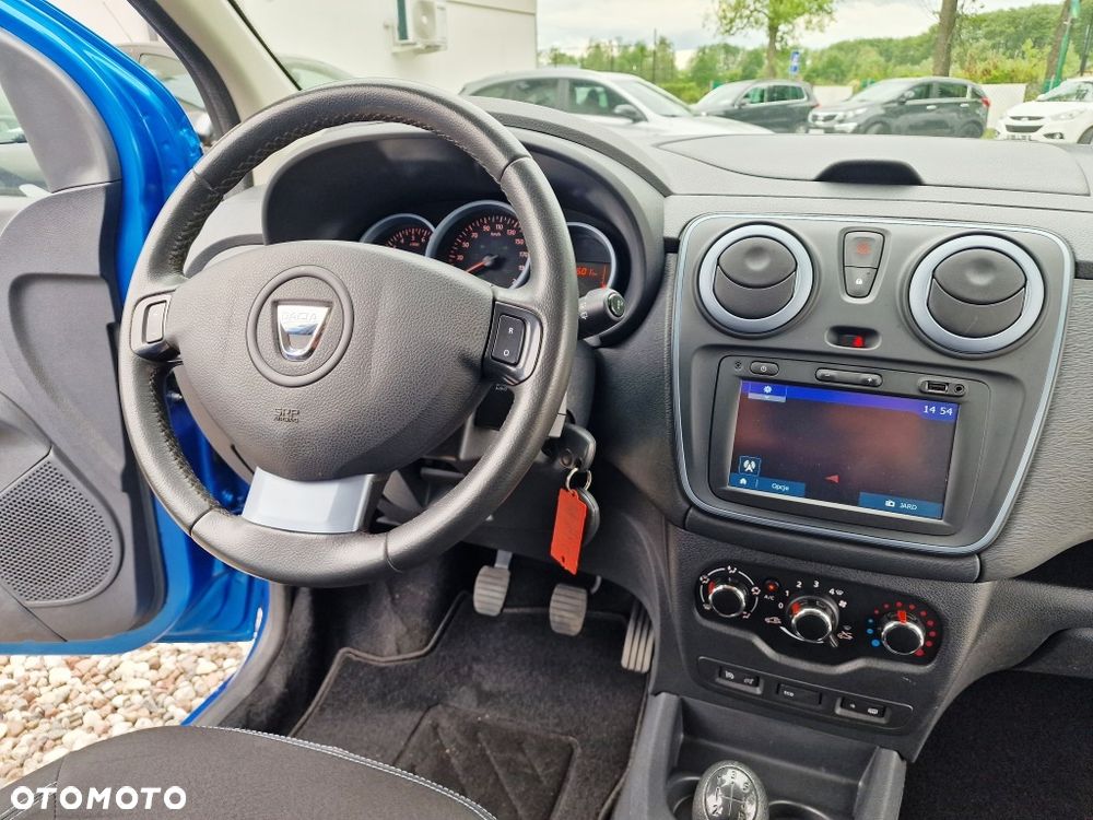 Dacia Lodgy TCe 115 Stepway - 11