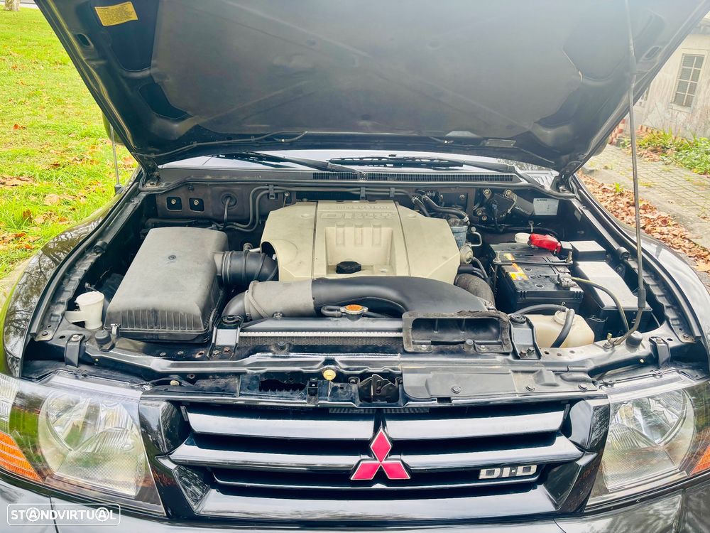 Mitsubishi Pajero - 13