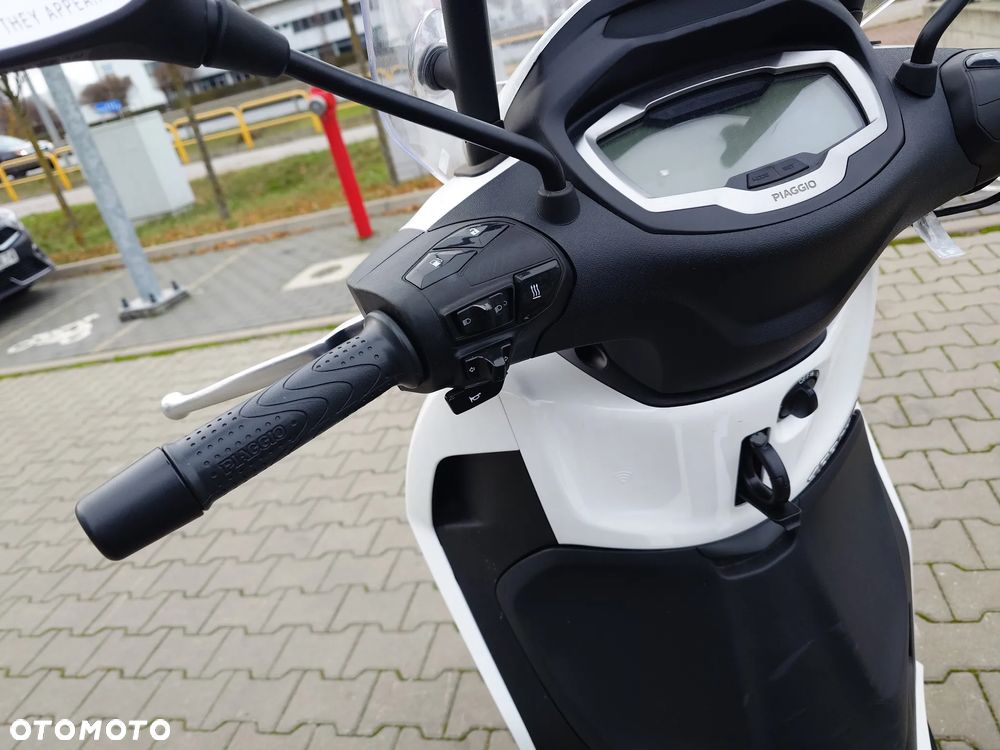 Piaggio Beverly - 11