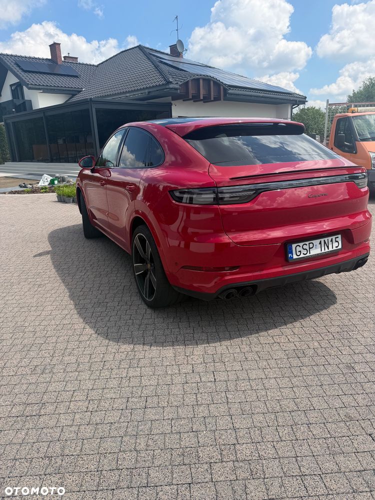 Porsche Cayenne - 4