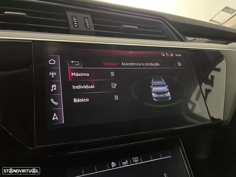 Audi e-tron 50 quattro Advanced - 36