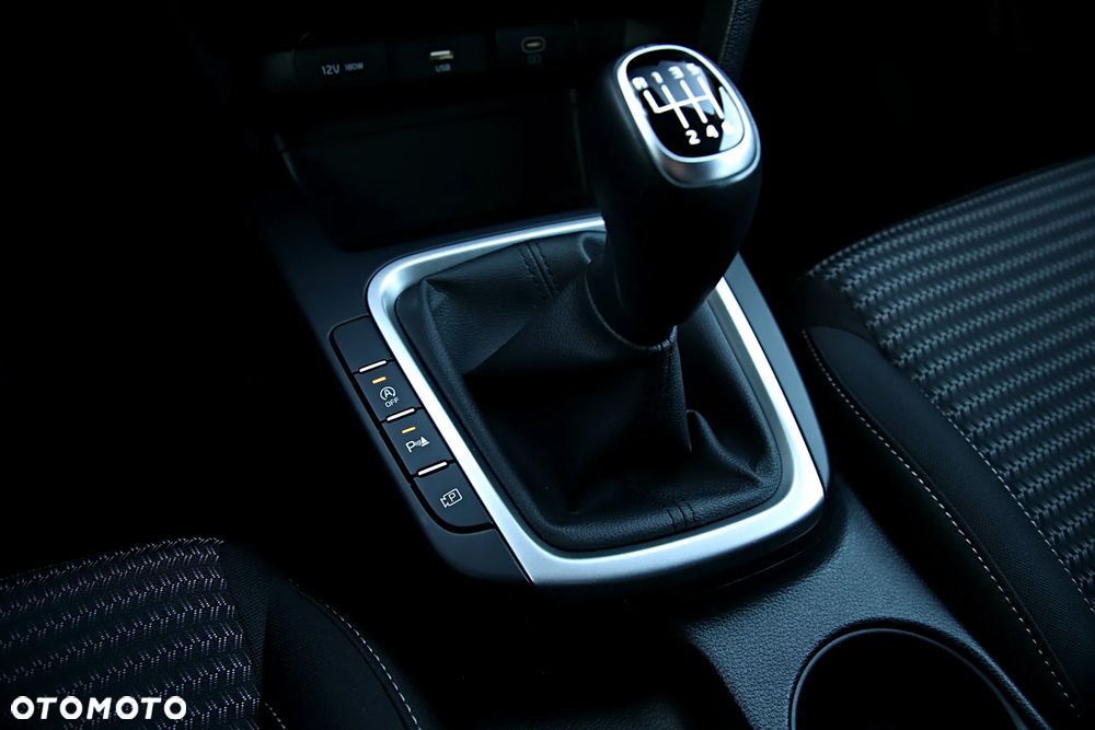 Kia Ceed 1.5 T-GDI M - 35