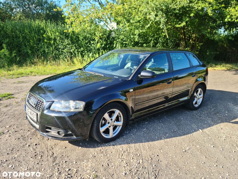 Audi A3 Sportback 2.0 FSI Ambition - 2