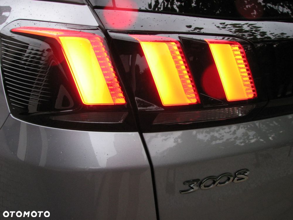 Peugeot 3008 BlueHDi 130 Stop & Start EAT8 Allure - 37