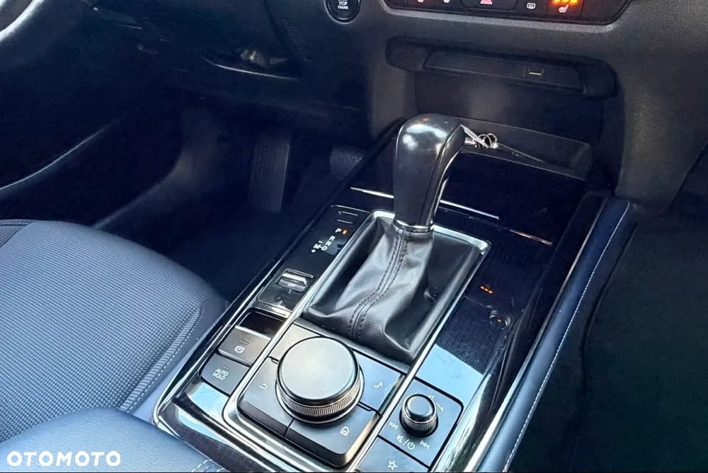 Mazda CX-30 - 32