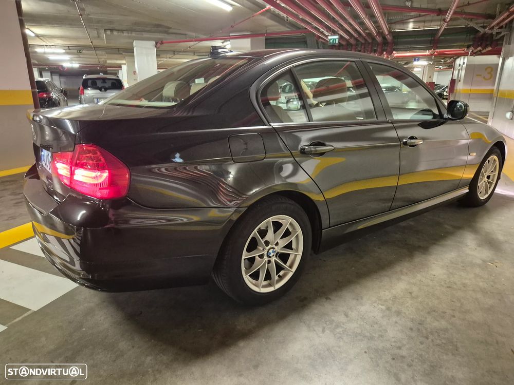 BMW 316 d - 12