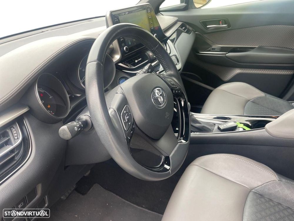 Toyota C-HR - 14