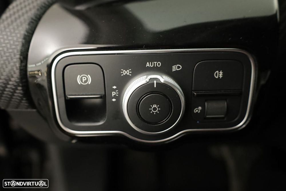 Mercedes-Benz A 200 Standard - 18