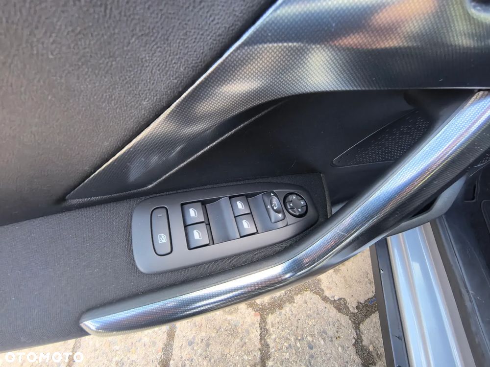 Peugeot 2008 82 VTI Allure - 28