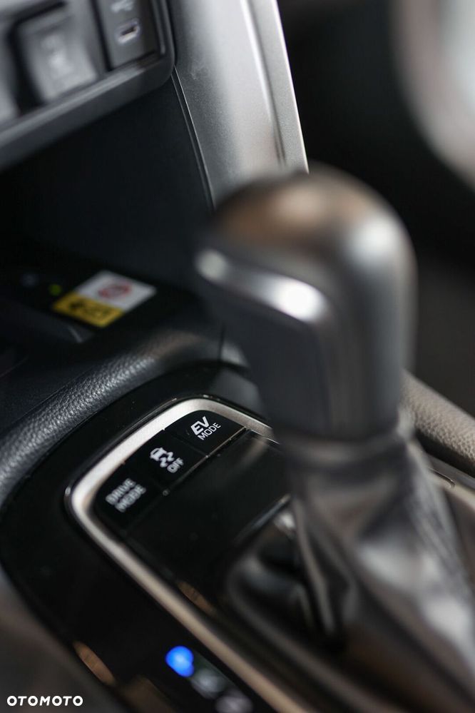 Toyota Corolla Cross 2.0 Hybrid Executive AWD - 35