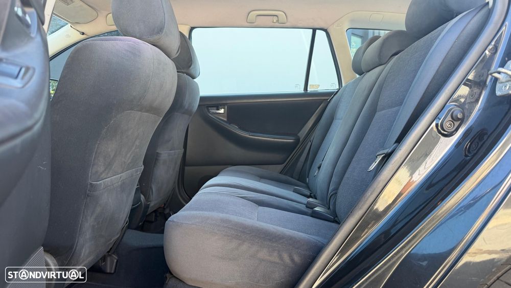 Toyota Corolla SW 1.4 VVT-i AC - 14