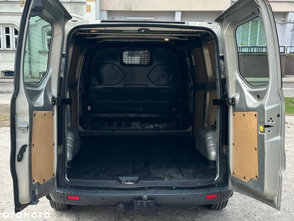 Ford TRANSIT CUSTOM - 11