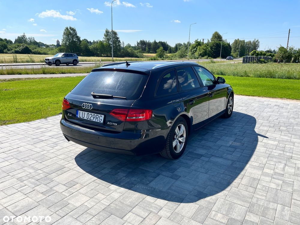 Audi A4 Avant 2.0 TDI - 5