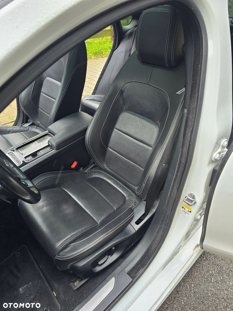 Jaguar XF 2.0 i4D AWD R-Sport - 20