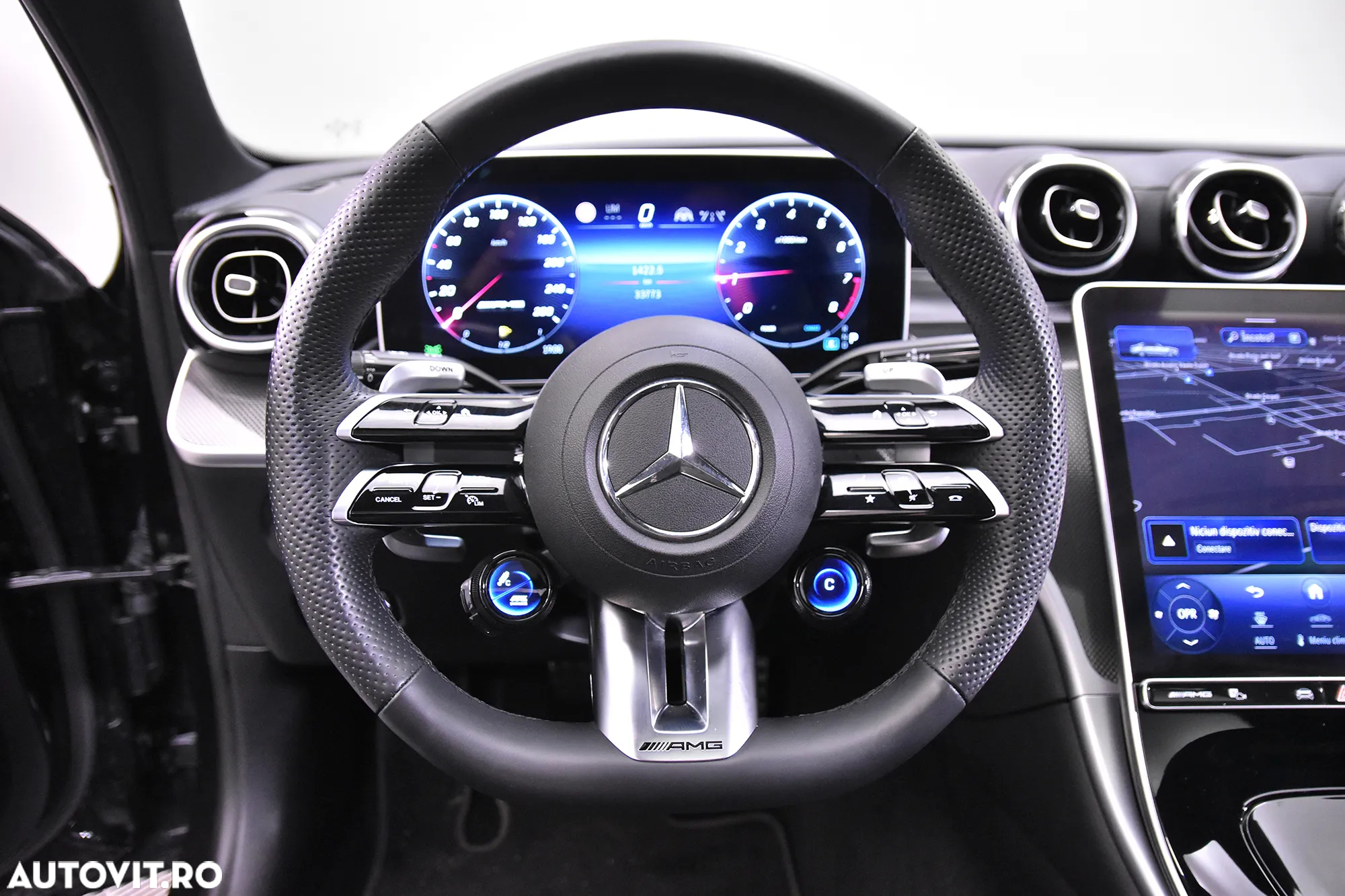 Mercedes-Benz C - 16