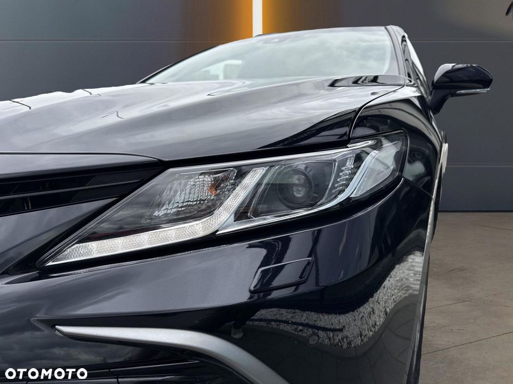 Toyota Camry 2.5 Hybrid Comfort CVT - 27