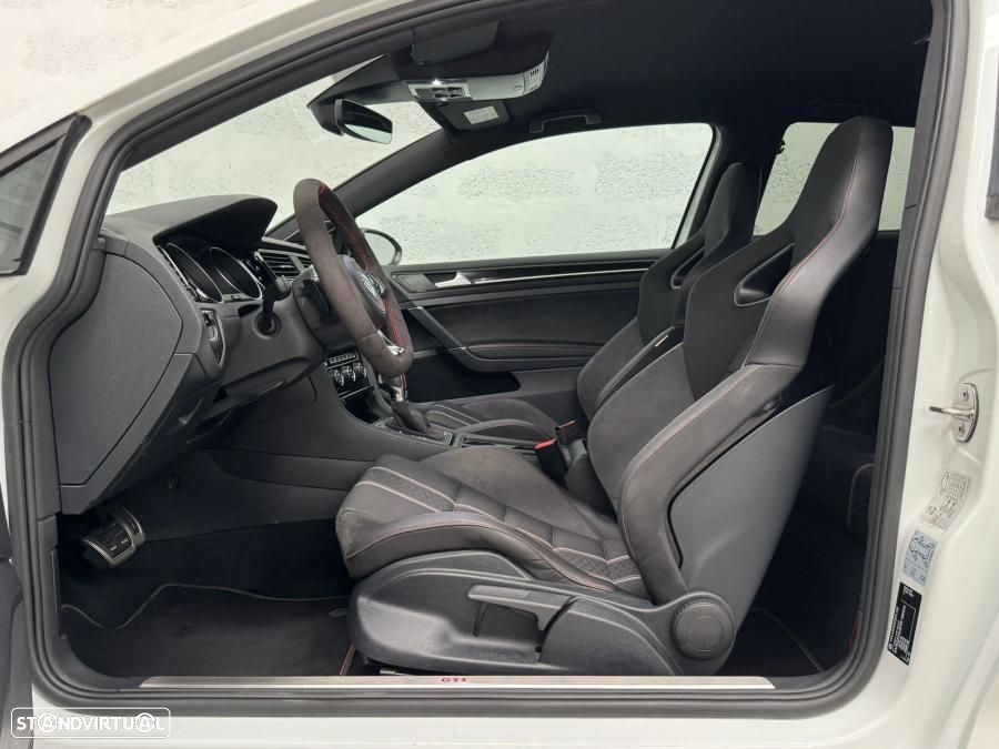 VW Golf GTI Clubsport DSG - 4