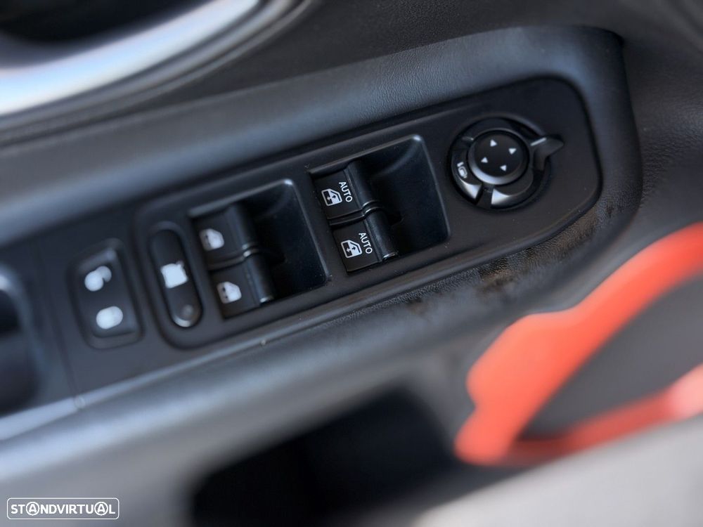 Jeep Renegade 1.6 MultiJet Opening Edition S&S - 15