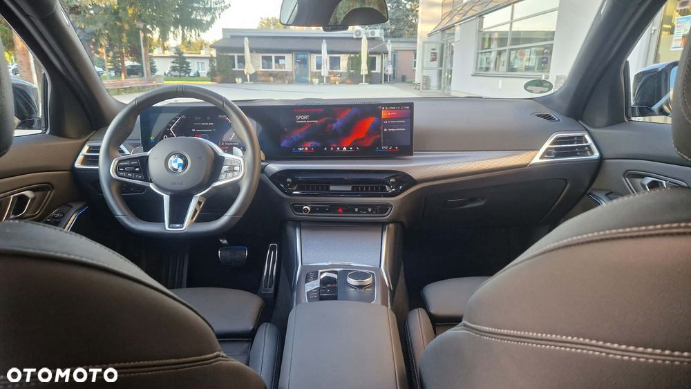 BMW Seria 3 318i M Sport Edition - 33