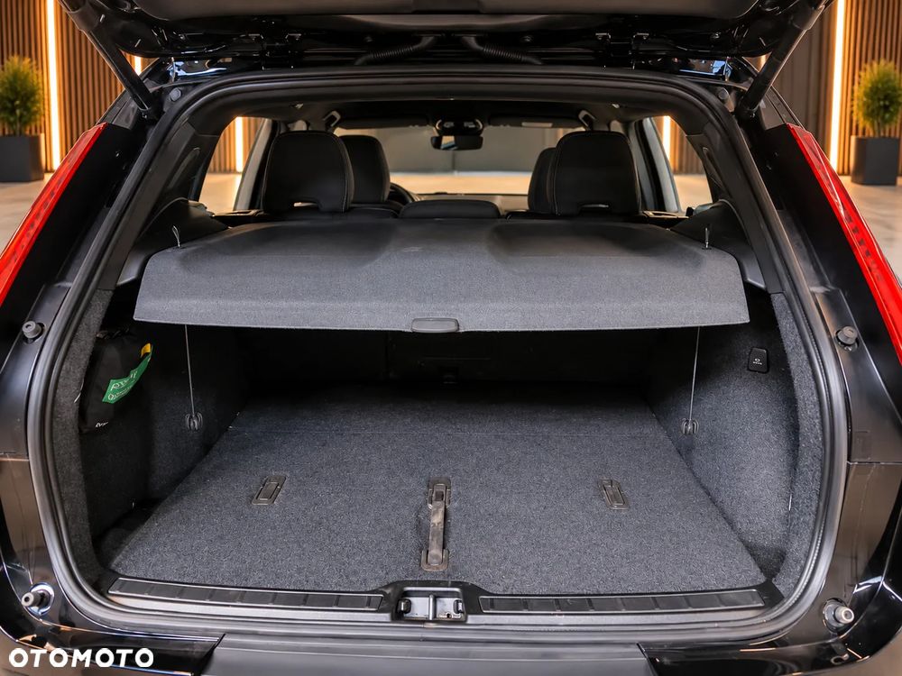 Volvo XC 40 B3 Core - 12