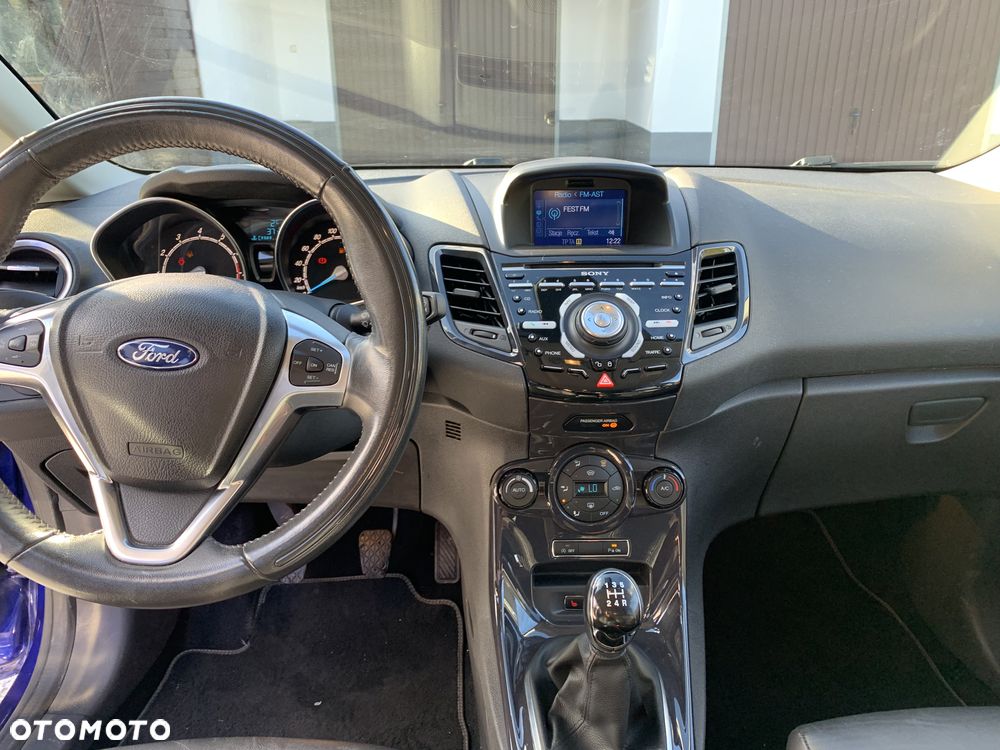 Ford Fiesta 1.0 EcoBoost STart-Stop Titanium - 10