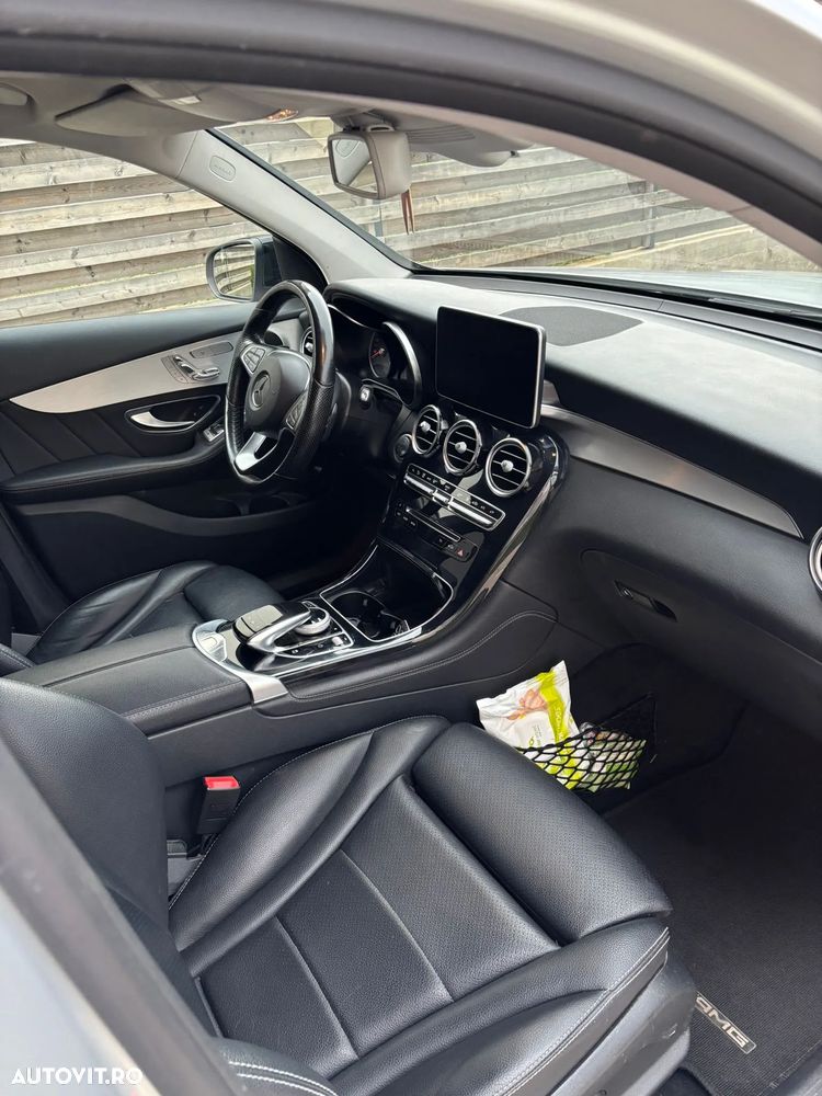 Mercedes-Benz GLC 220 d 4Matic 9G-TRONIC AMG Line - 10
