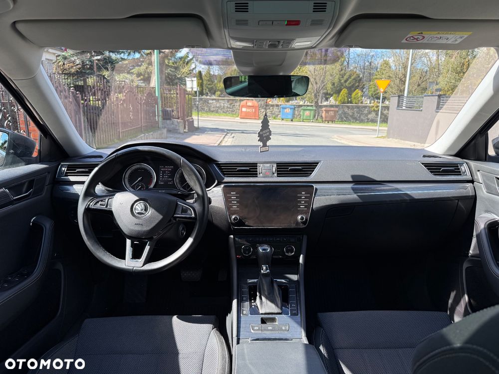 Skoda Superb 2.0 TDI Style DSG - 17