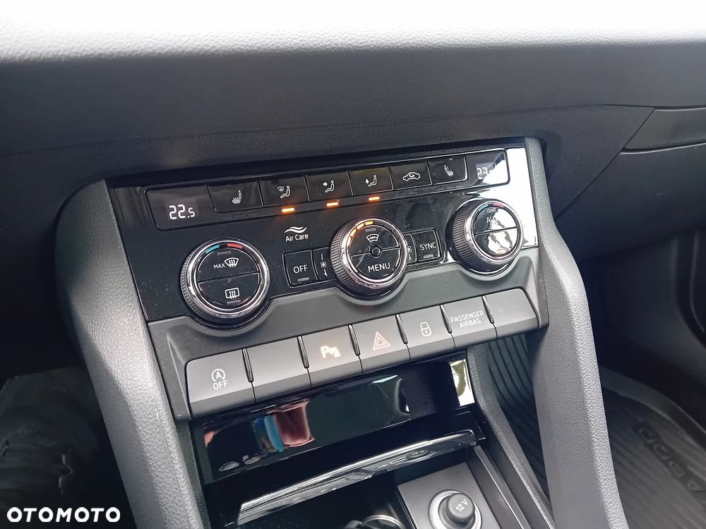 Skoda Karoq 2.0 TDI SCR 4x4 Ambition - 32