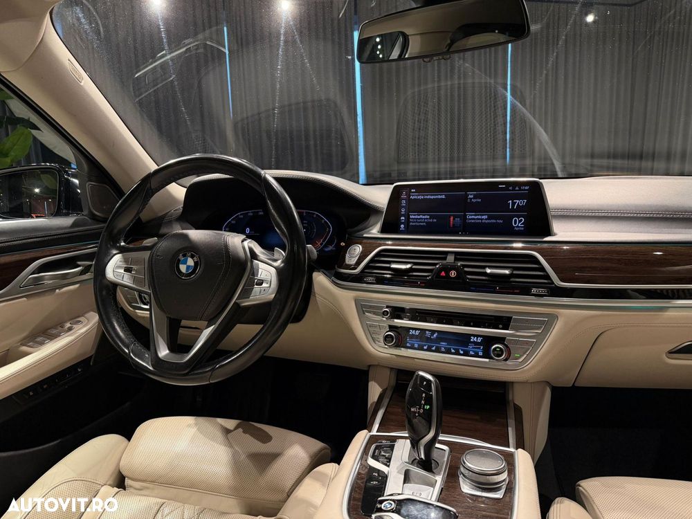 BMW Seria 7 740Ld xDrive - 26