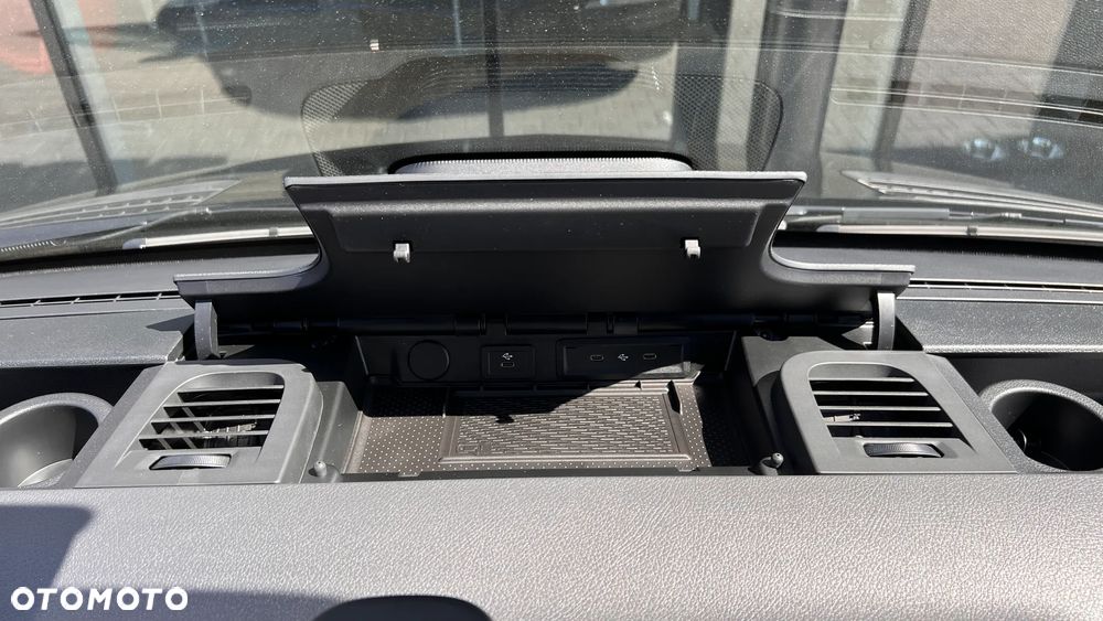 Mercedes-Benz Sprinter 319 CDI - 24