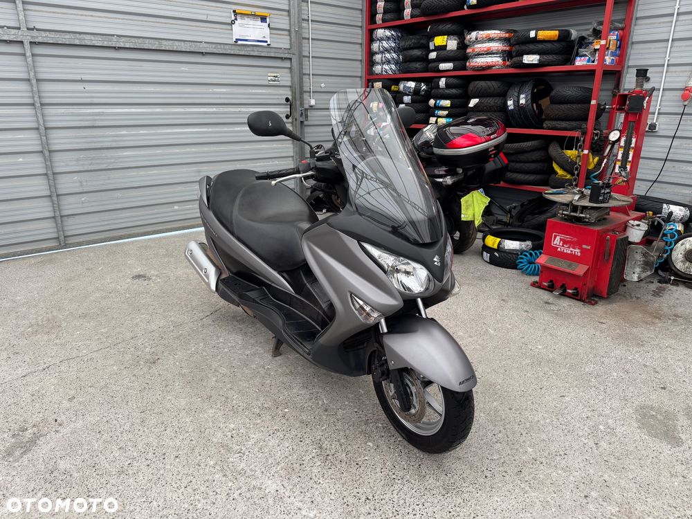 Suzuki Burgman - 1