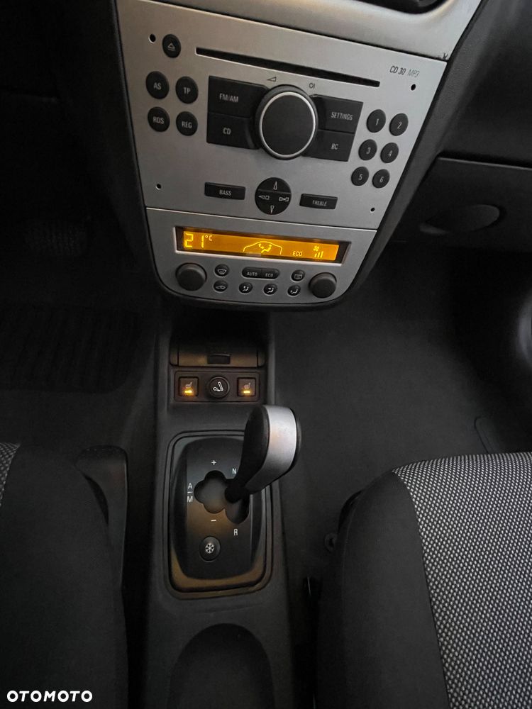 Opel Corsa 1.2 16V Cosmo EasyTronic - 16