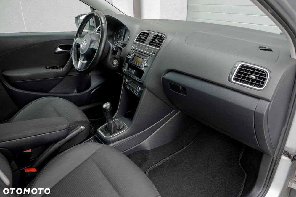 Volkswagen Polo 1.4 Highline - 25