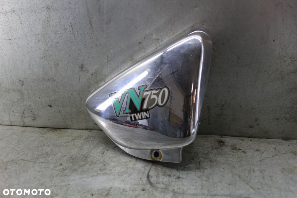 Kawasaki VN 750 Vulcan 96r bok boczek owiewka boczna prawy pod siedzenie
