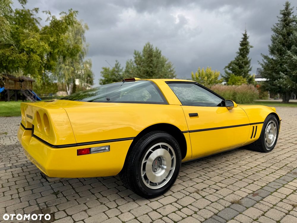 Chevrolet Corvette - 6