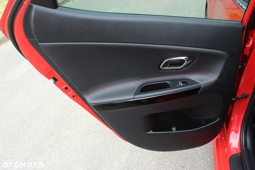 Kia Ceed 1.6 T-GDI OPF GT - 36
