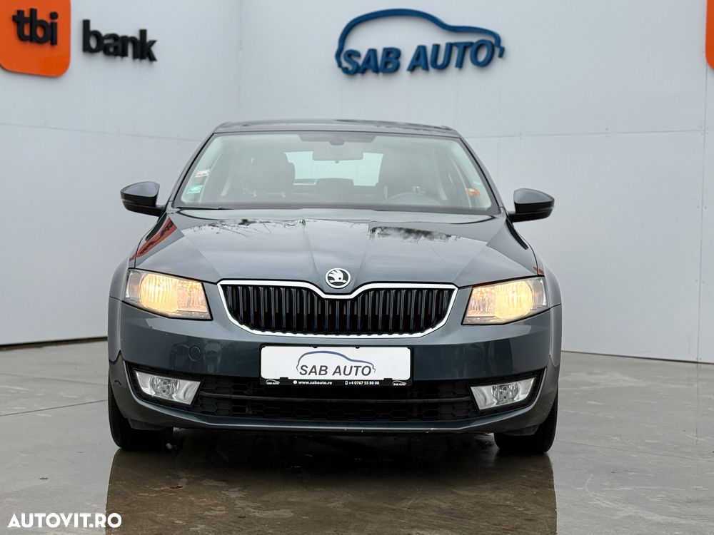 Skoda Octavia - 2