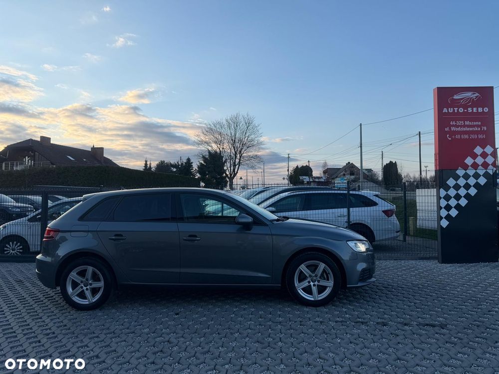 Audi A3 Sportback 1.0 TFSI design - 14