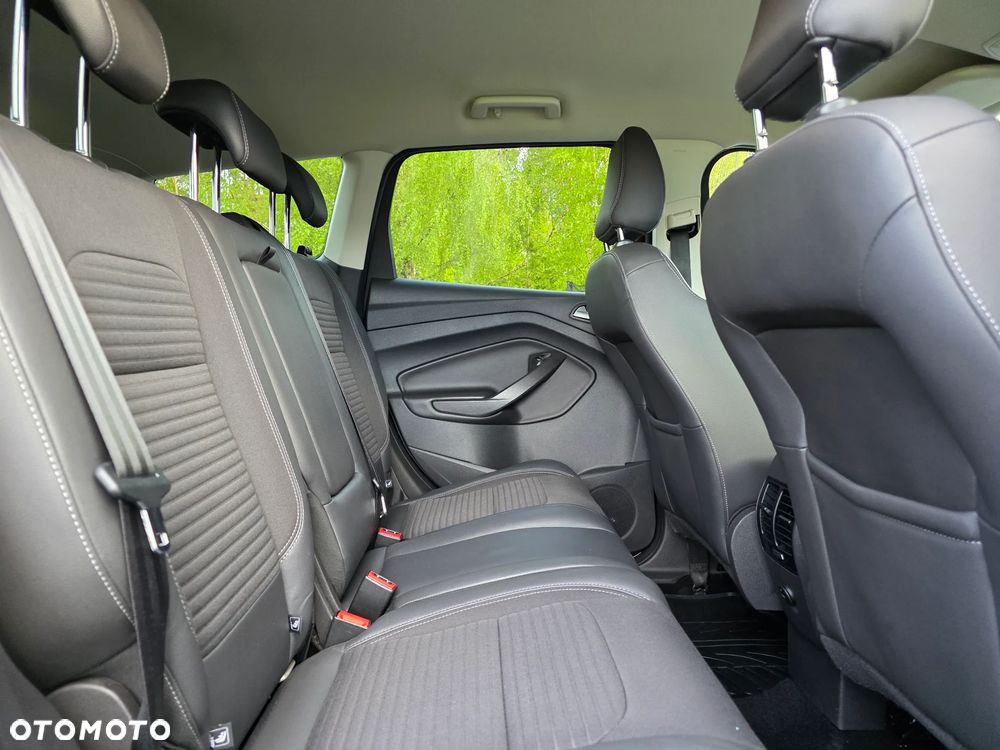 Ford Kuga 2.0 TDCi 4WD Titanium Plus - 32