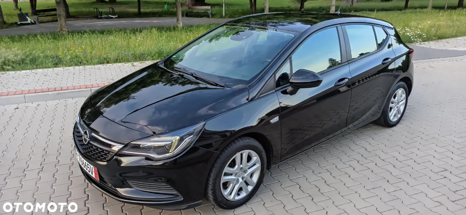 Opel Astra 1.6 D (CDTI) Selection - 2