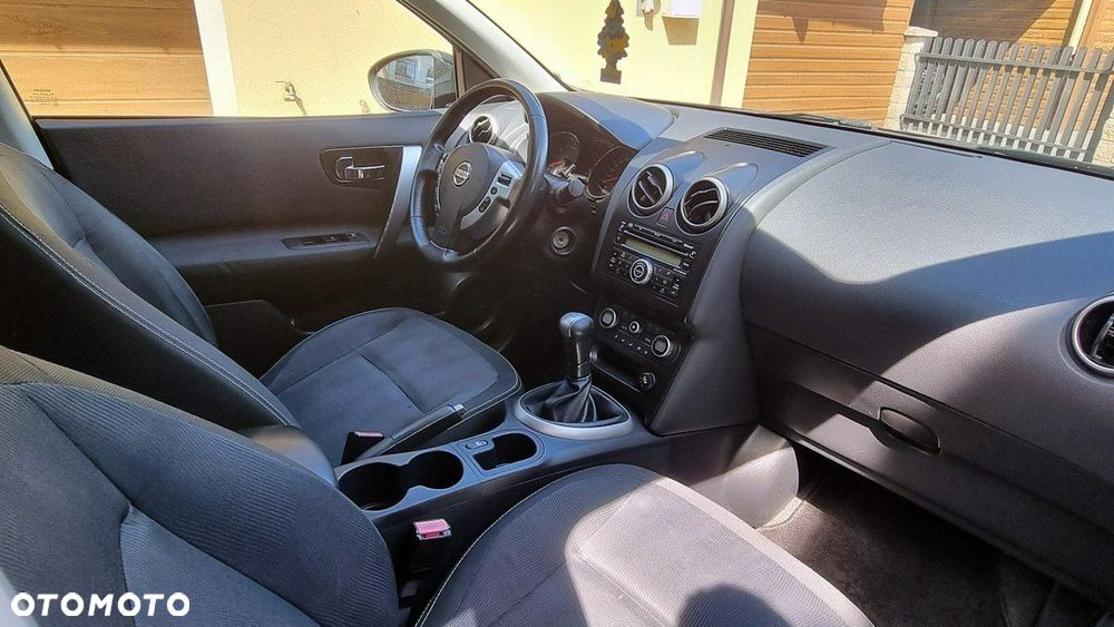 Nissan Qashqai - 11