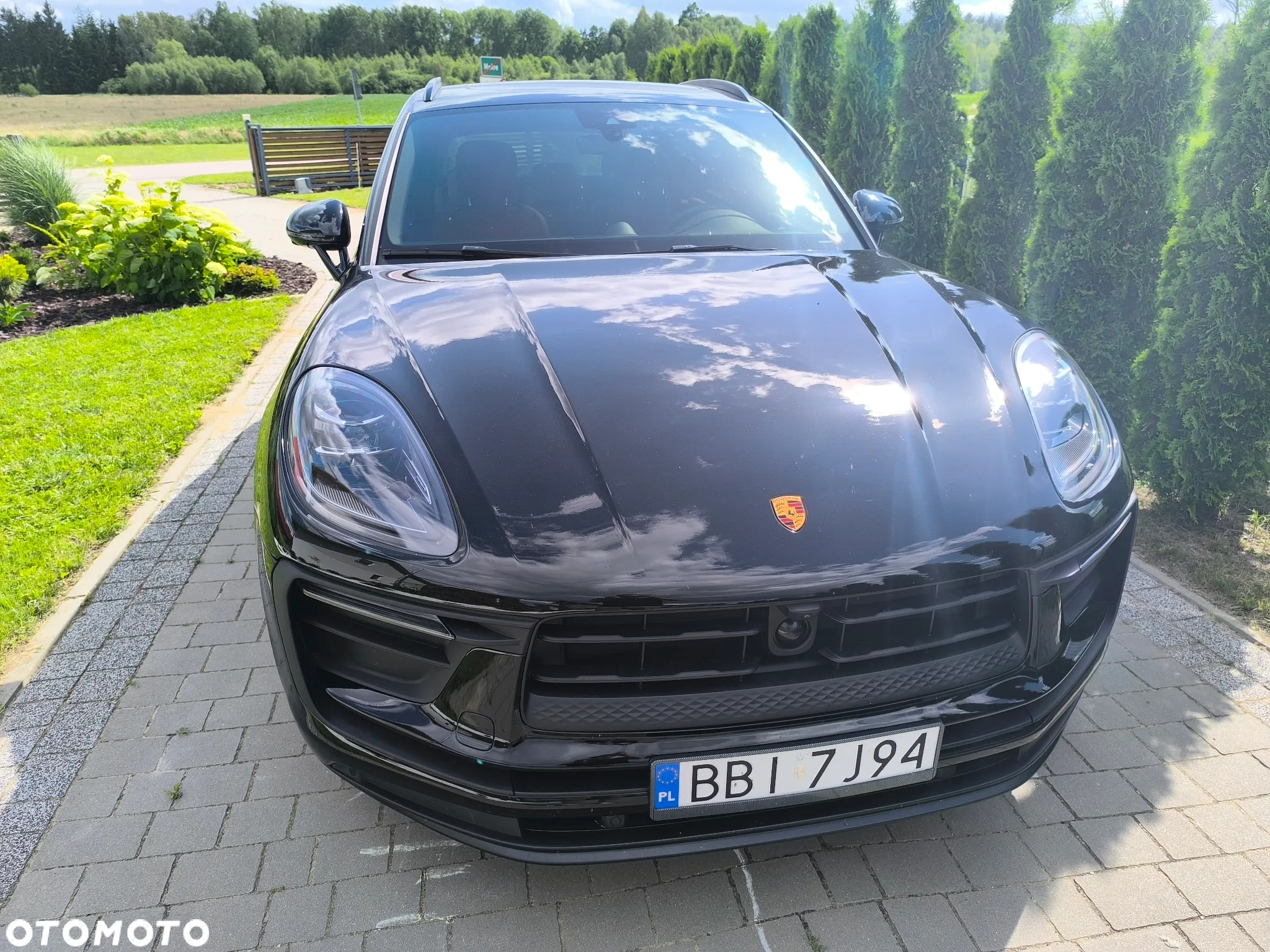 Porsche Macan Standard - 2
