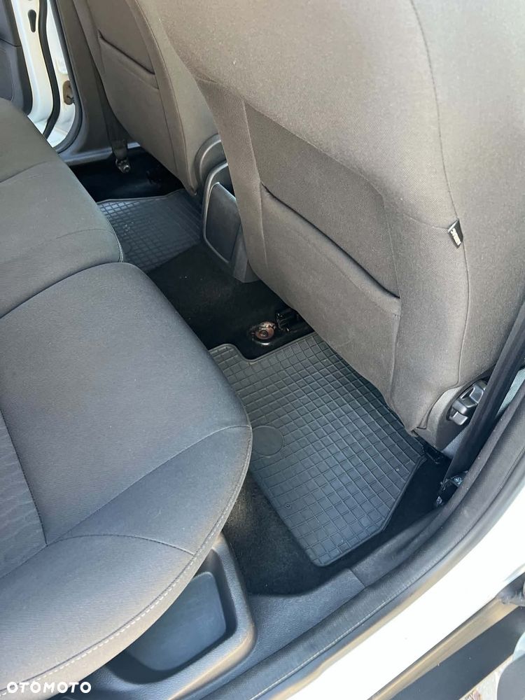 Ford Focus - 16