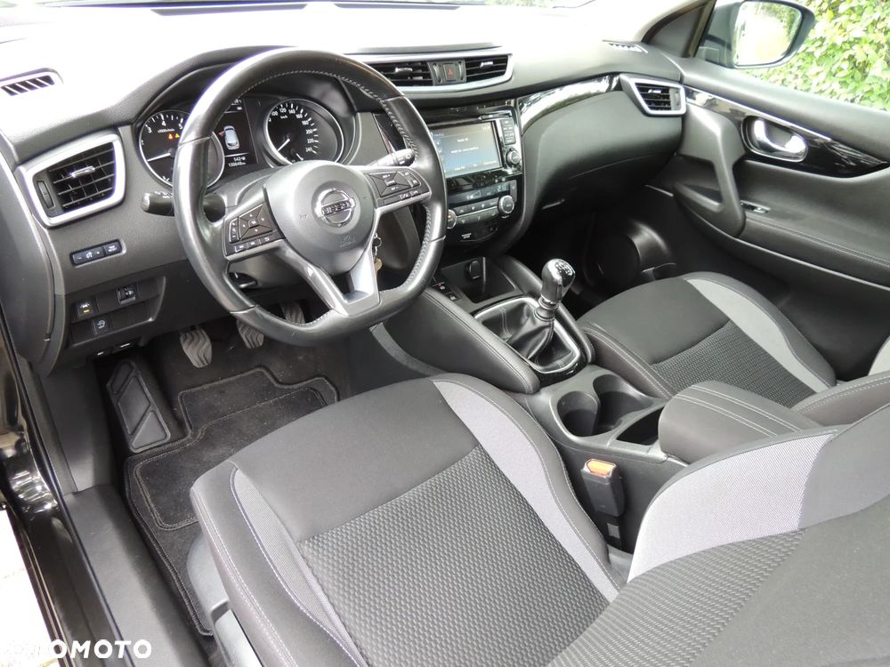 Nissan Qashqai 1.2 DIG-T Acenta EU6 - 23