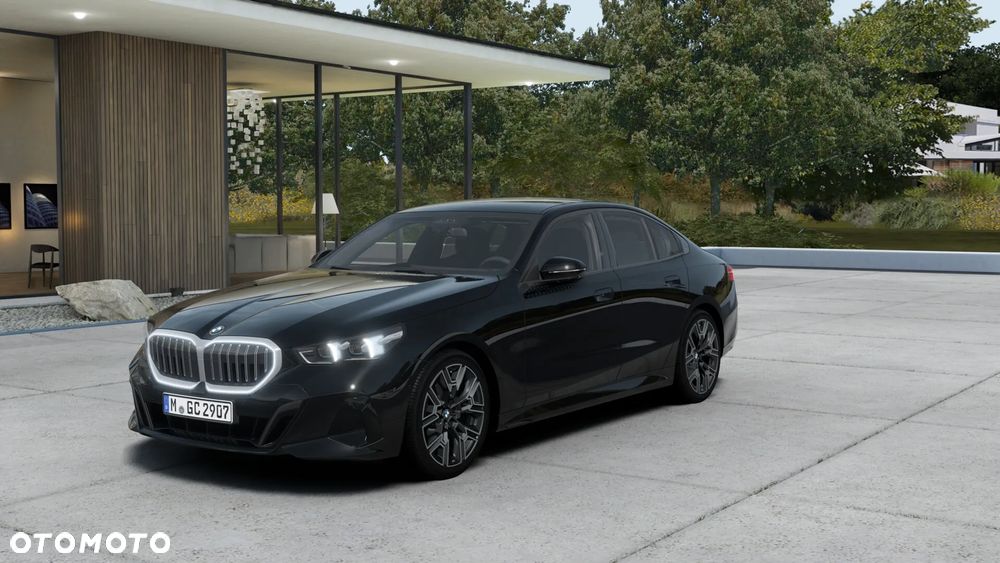 BMW Seria 5 520i mHEV M Sport - 2