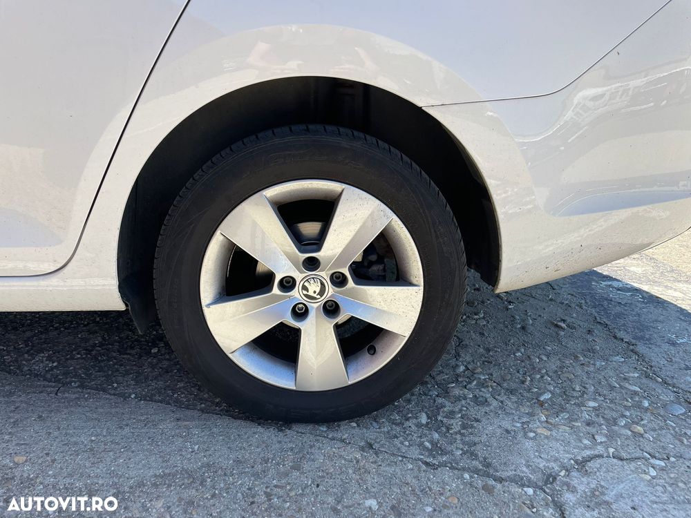 Skoda RAPID 1.0 TSI Ambition - 4