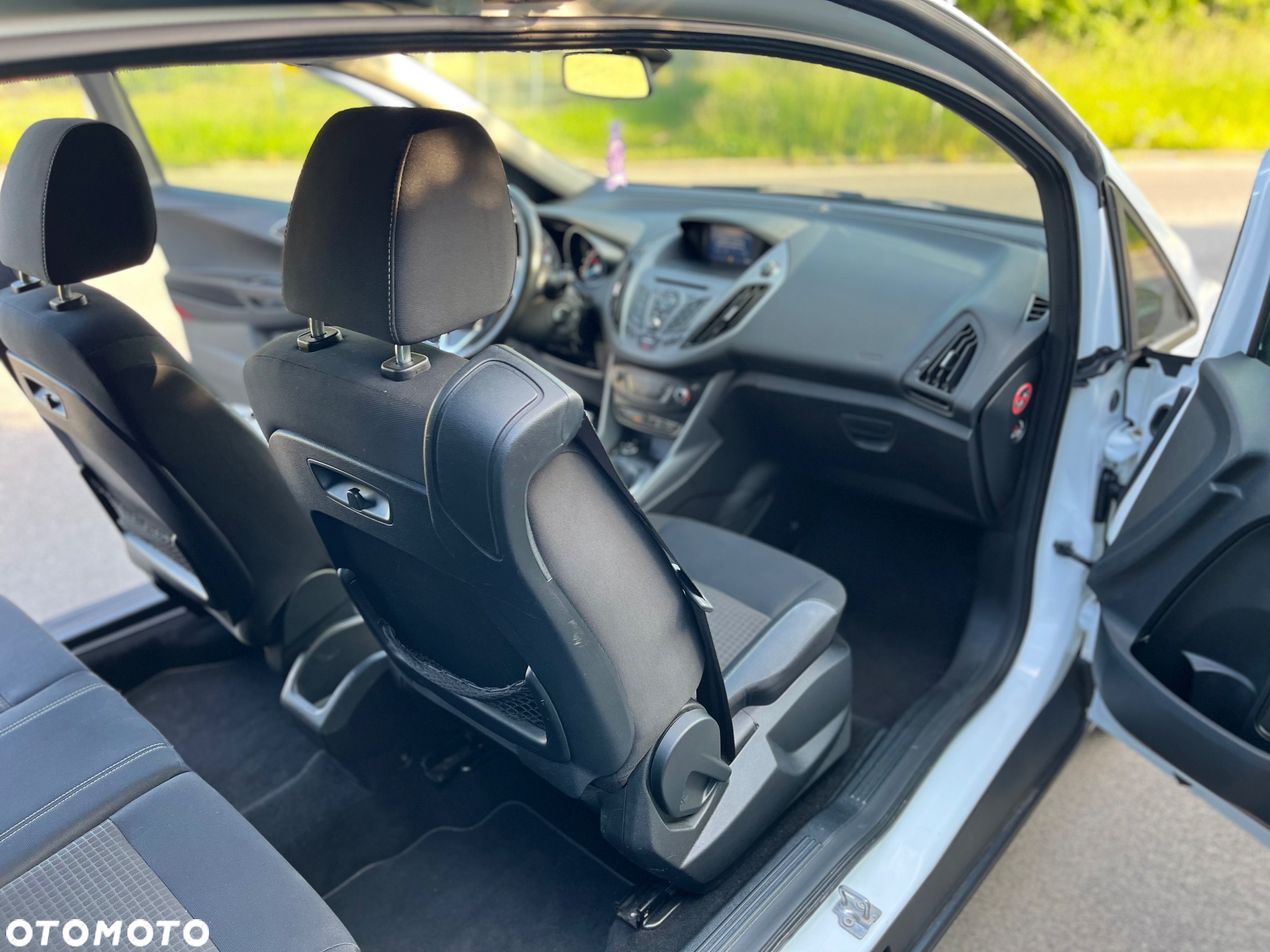Ford B-MAX 1.0 EcoBoost Titanium - 20